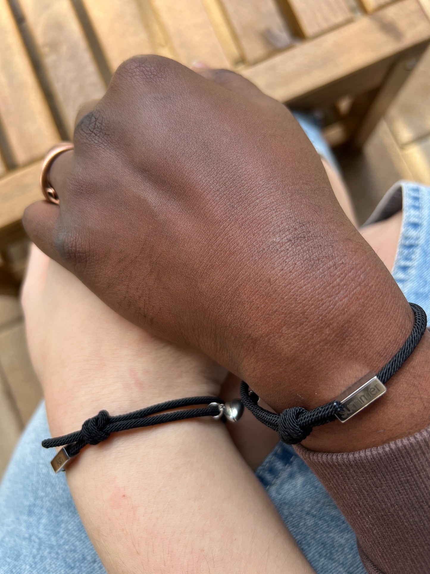 Magische Verbindung: Partnerarmbänder mit magnetischem Herz - ÉclatMagnétique